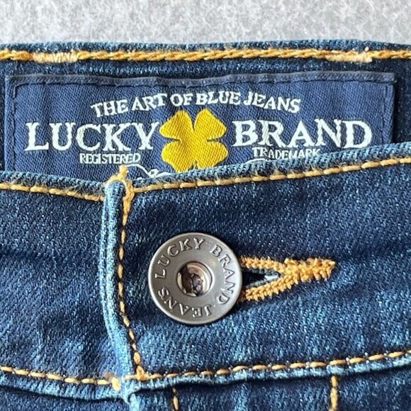 Lucky Brand Women's Jeans Size 8 Ankle Length Flare Leg Dark Wash Leather Patch - Picture 5 of 15